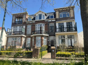 Aristoteles Apartments